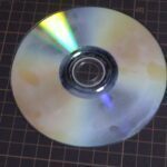 CD、DVDの再生面の白濁化現象は何なん？ディスクのくもり（曇り）・くもった状態をきれいに取り除く方法